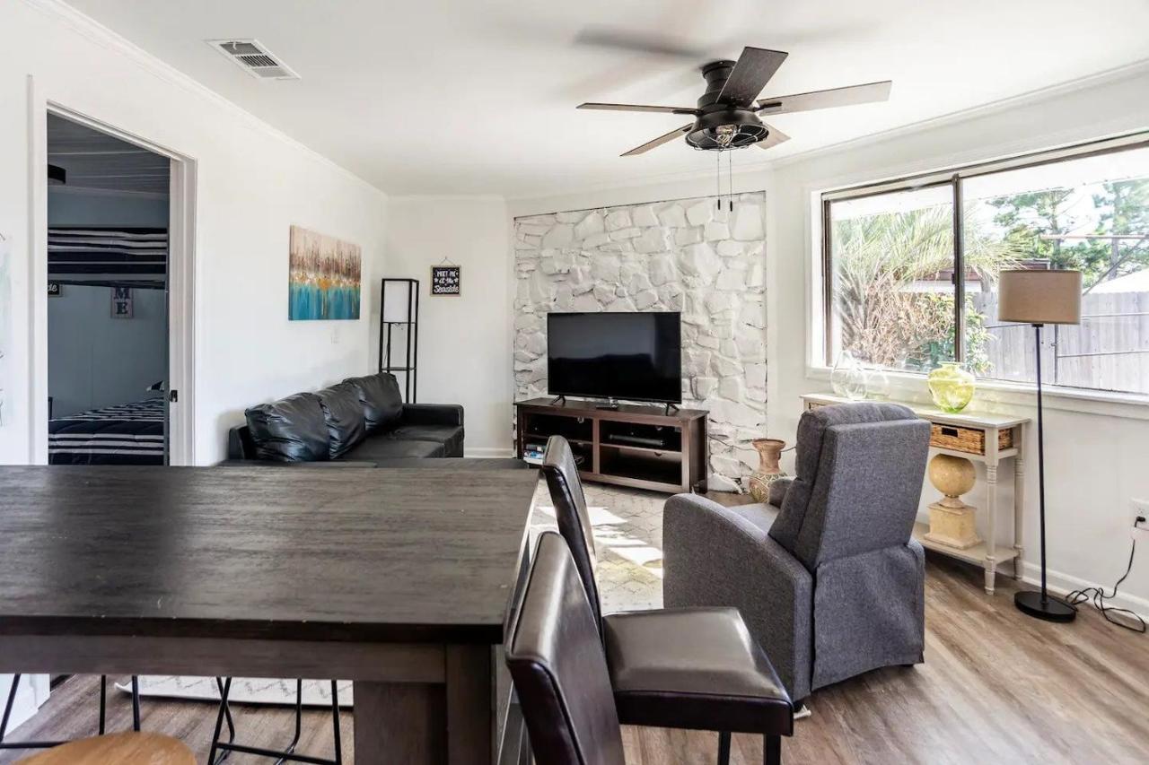 Peaceful Lydia Hide-O-Way - Unwind Near Beach, Breakfast, Spa & Go-Karts! Panama City Beach Exterior foto