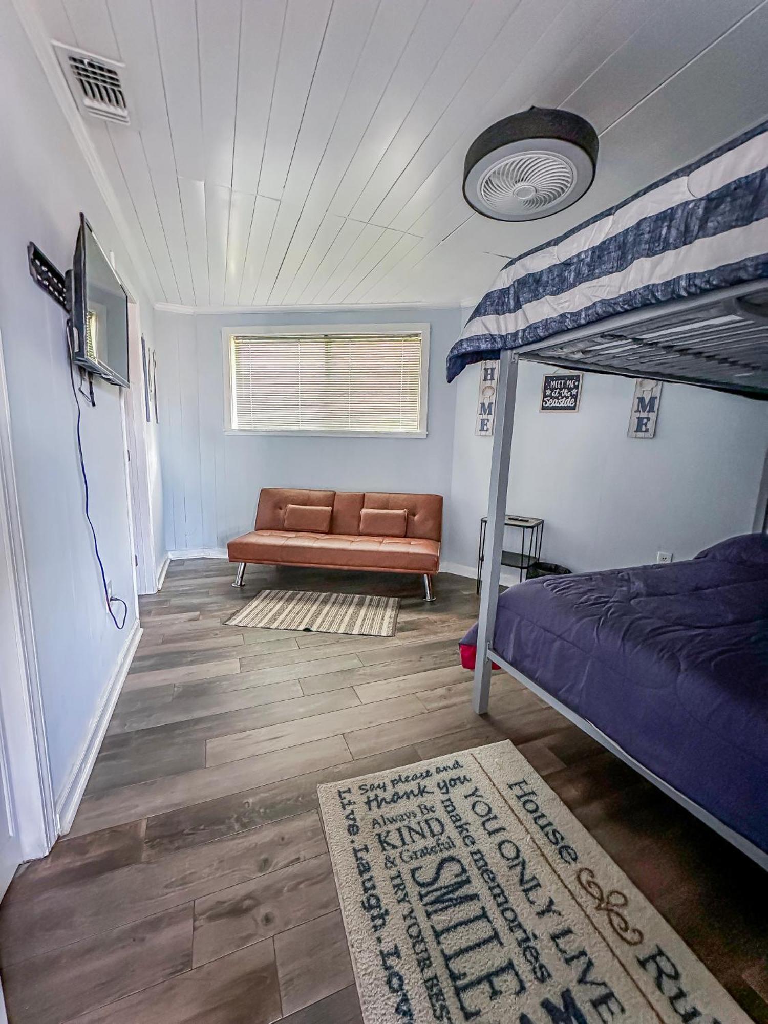 Peaceful Lydia Hide-O-Way - Unwind Near Beach, Breakfast, Spa & Go-Karts! Panama City Beach Exterior foto
